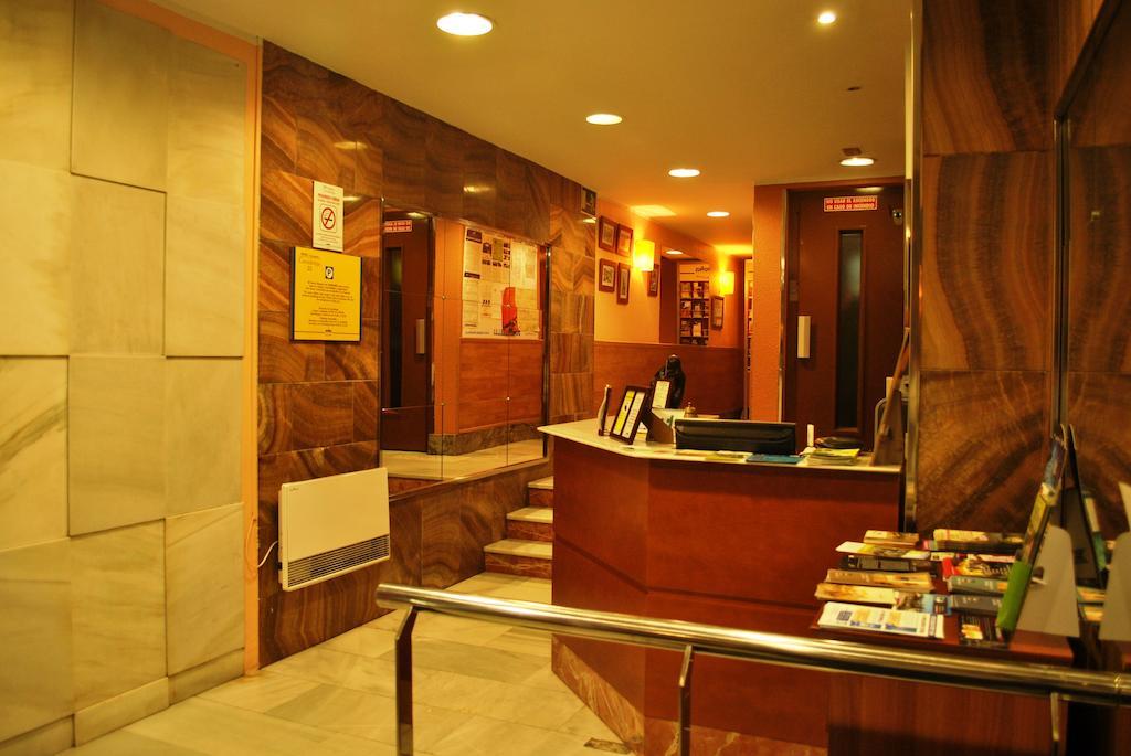 City Express Covadonga Oviedo Exterior foto